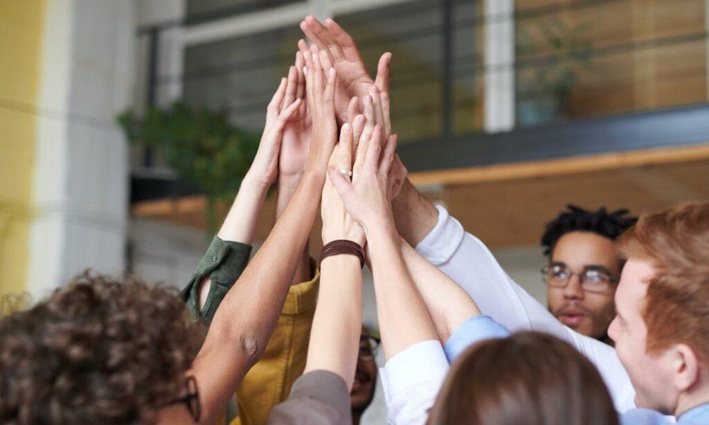 Internal Team Work ประโยชน์ของการสื่อสารภายในองค์กร (Internal Communication) – Popticles.com