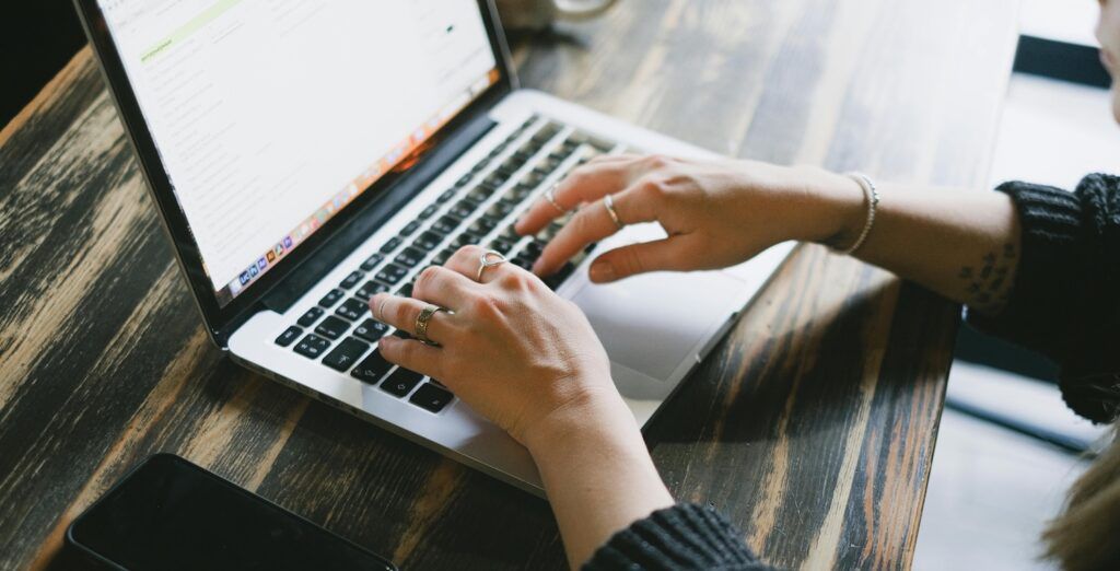 Woman_Typing_on_Laptop