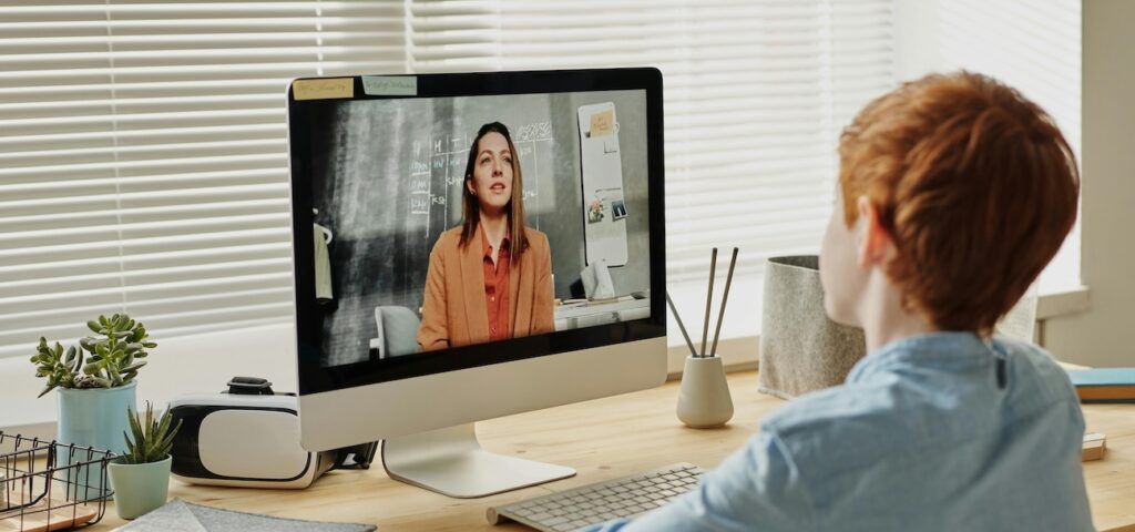 A_Child_Attending_Online_Learning_Class A_Child_Attending_Online_Learning_Class