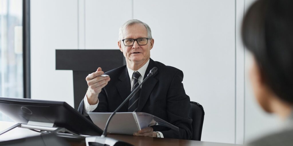 CEO_Speaking_Vision_at_Meeting_Room CEO_Speaking_Vision_at_Meeting_Room