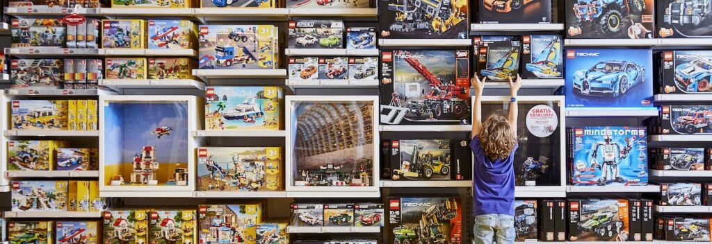 Picture-of-LEGO-Store Picture-of-LEGO-Store