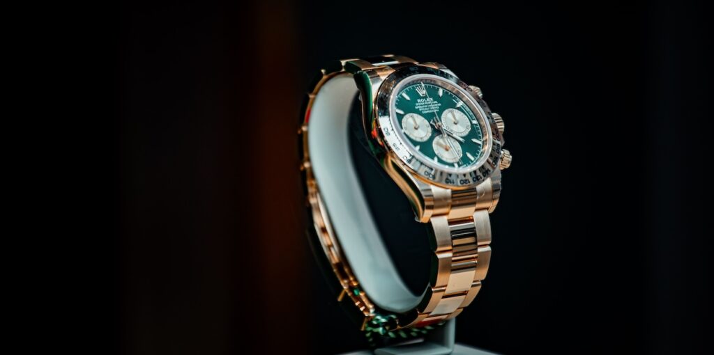 emerald green and gold luxury watch emerald green and gold luxury watch