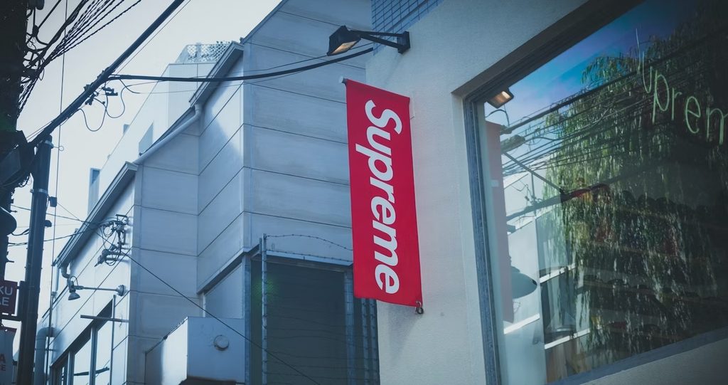 Supreme Shop